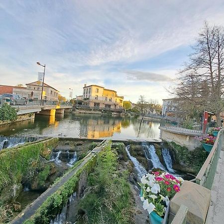 Le Studio De La Place Chalier Л'Иль-сюр-ла-Сорг Экстерьер фото